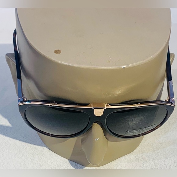 New Men’s Dsquared2 Sunglasses - Picture 10 of 15